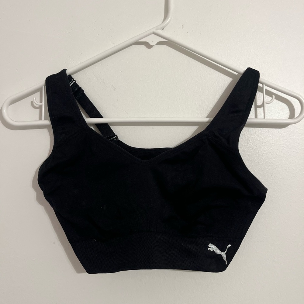 Puma Women's Classic Black Sports Bra M EUC